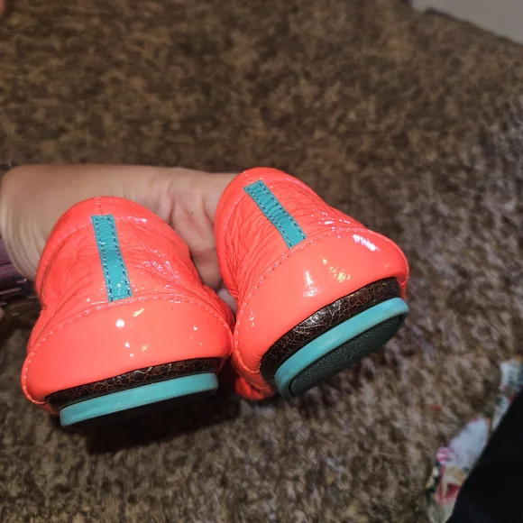 Neon Red Tieks - Picture 6 of 7